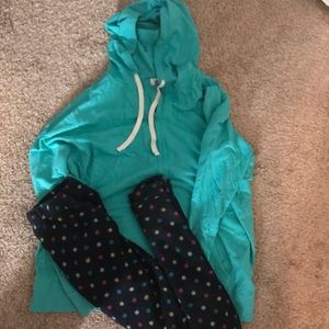Old Navy Snowflake Print Pajama Bottoms XXL
